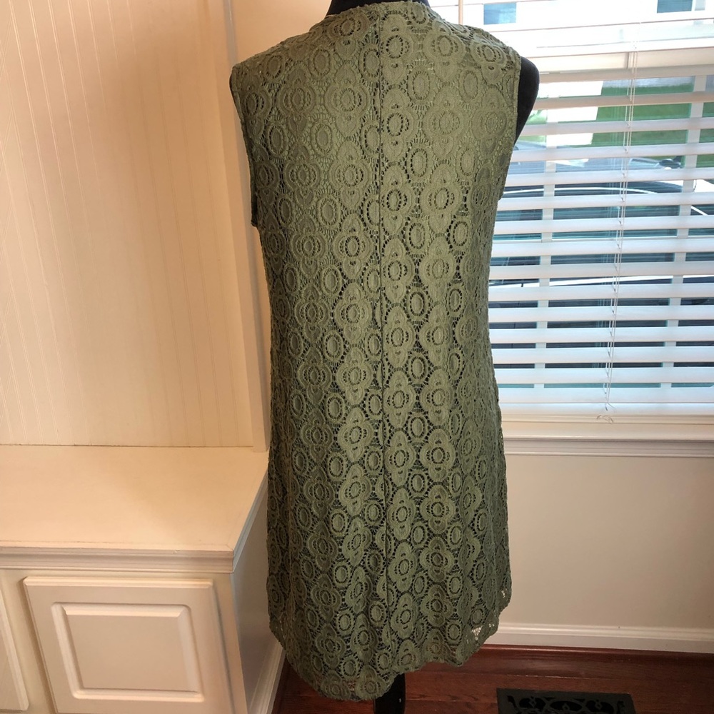 Apt9 lace overlay dress - Picture 4 of 15